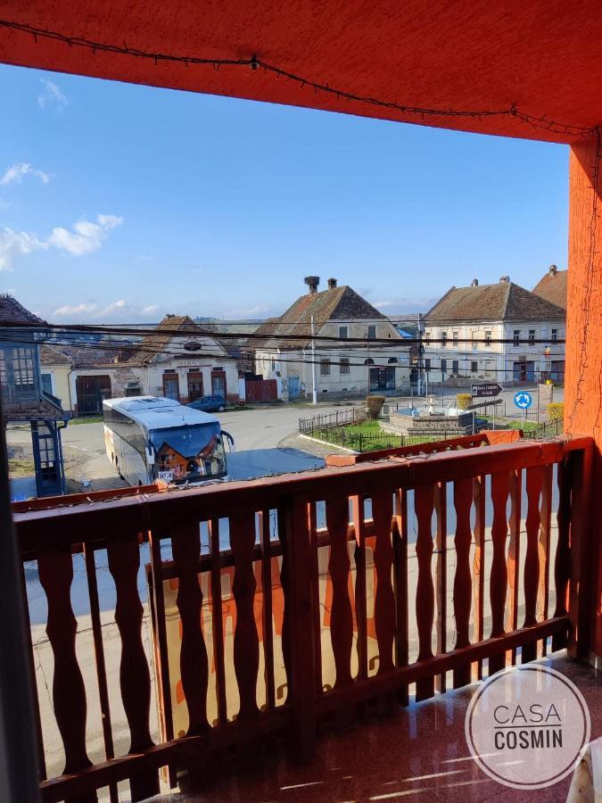 Casa Cosmin Cincu Hotel Eksteriør billede