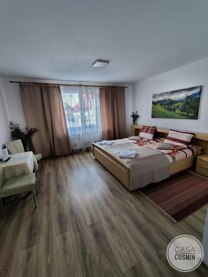 Casa Cosmin Cincu Hotel Eksteriør billede
